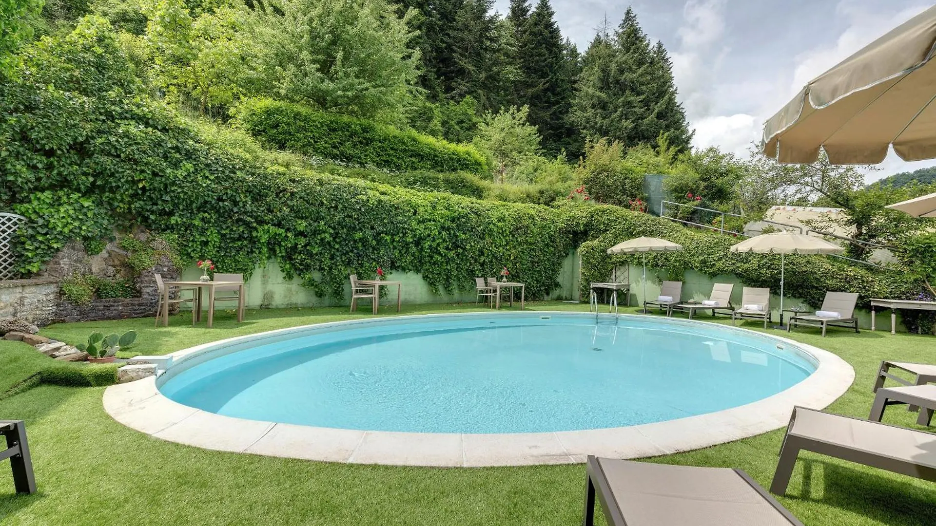 Amore Rentals - Villa Barbara contacts